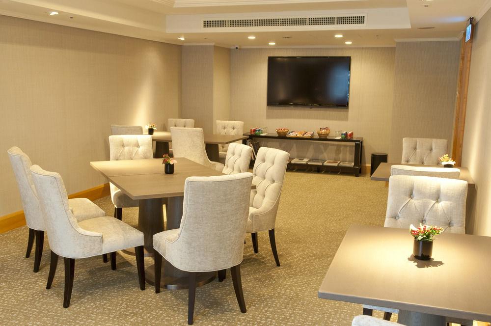 The Sherwood Taipei Exterior foto The lounge at the airport