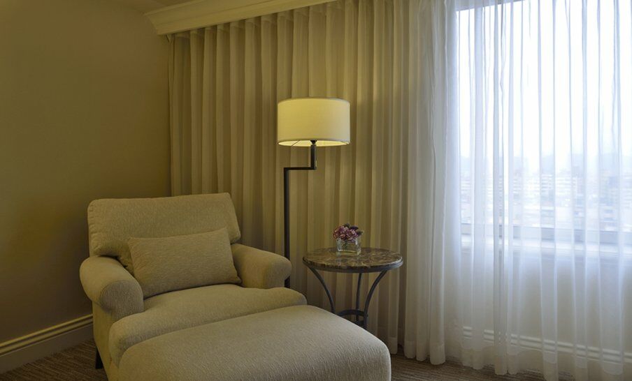 The Sherwood Taipei Exterior foto A floor lamp