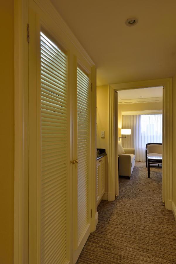 The Sherwood Taipei Exterior foto A suite at the Ritz-Carlton, Boston